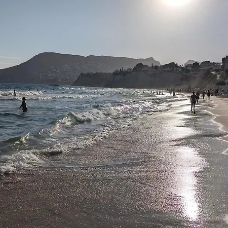 Frente A La Playa - Terraza Con Vistas - 2 Hab 2 Banos * Calpe